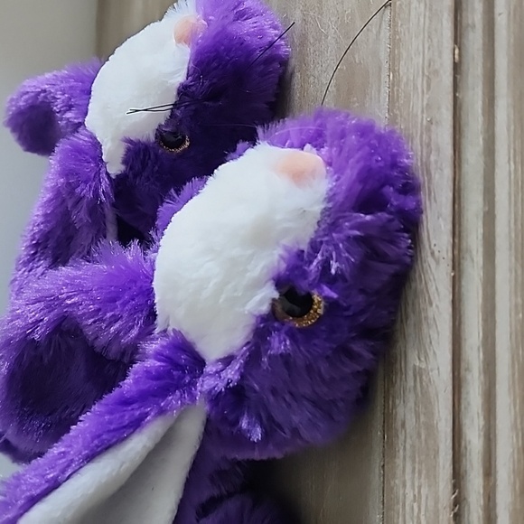 Ice Skates blade Cover In Plushy  Purple Bunny - Picture 3 of 6